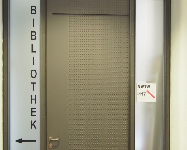 Eingang Bibliothek